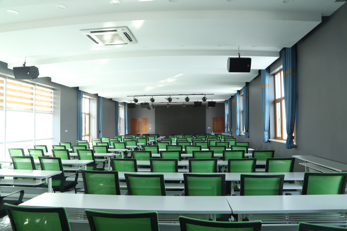 维多利亚老品牌vic(集团)官方网站