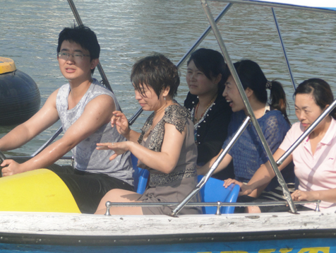 维多利亚老品牌vic(集团)官方网站