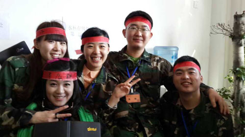 维多利亚老品牌vic(集团)官方网站