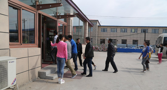 维多利亚老品牌vic(集团)官方网站