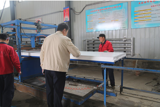 维多利亚老品牌vic(集团)官方网站