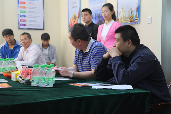 维多利亚老品牌vic(集团)官方网站