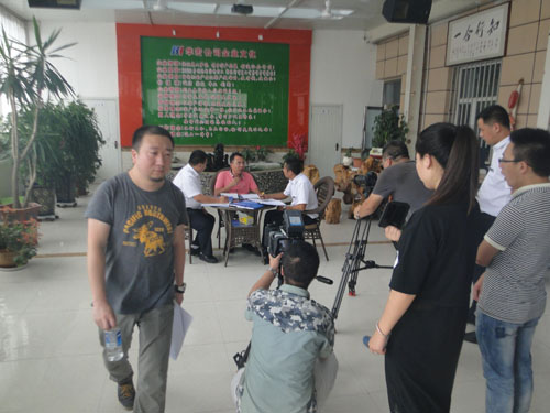 维多利亚老品牌vic(集团)官方网站