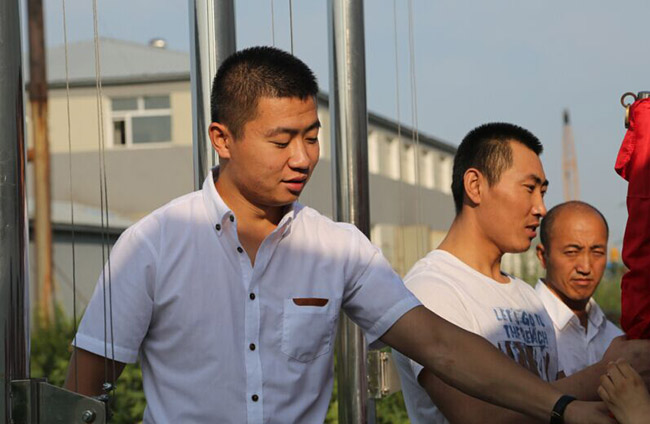 维多利亚老品牌vic(集团)官方网站