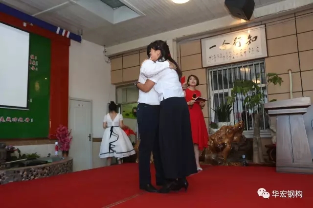 维多利亚老品牌vic(集团)官方网站