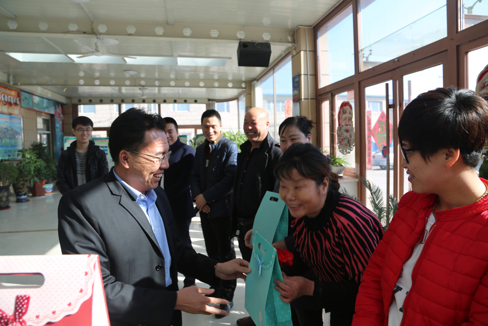 维多利亚老品牌vic(集团)官方网站