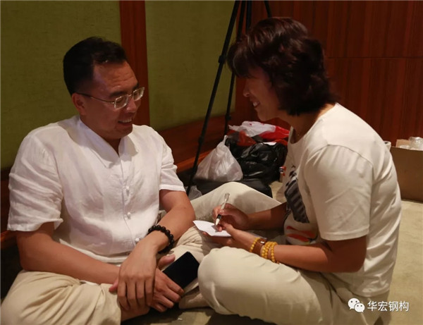 维多利亚老品牌vic(集团)官方网站