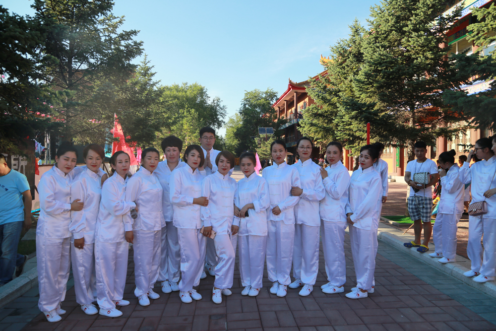 维多利亚老品牌vic(集团)官方网站