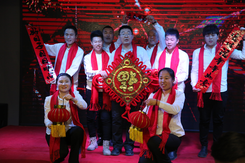 维多利亚老品牌vic(集团)官方网站