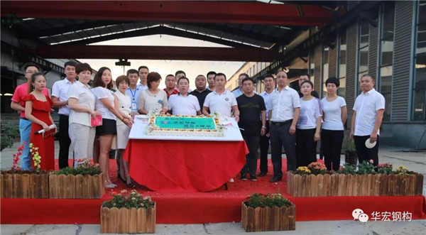 维多利亚老品牌vic(集团)官方网站