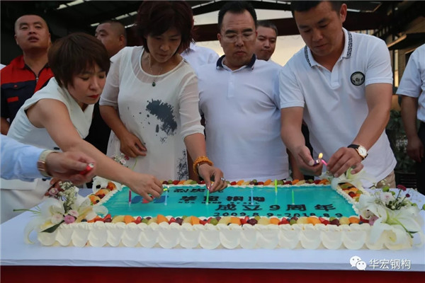 维多利亚老品牌vic(集团)官方网站