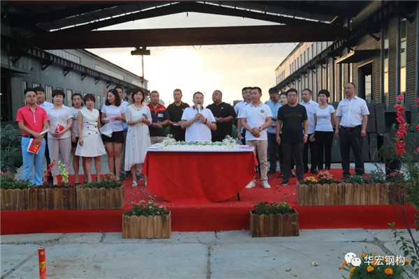 维多利亚老品牌vic(集团)官方网站