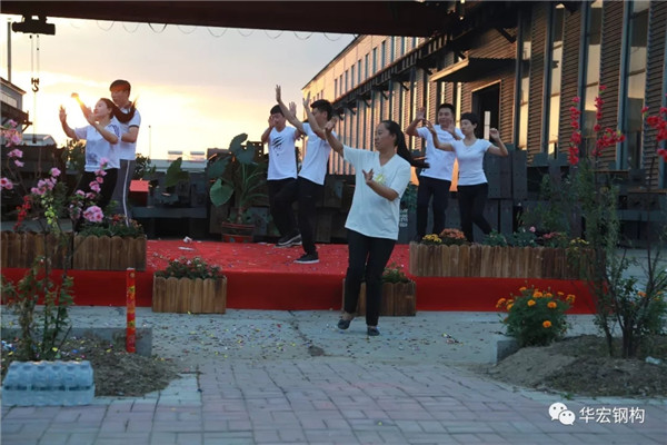 维多利亚老品牌vic(集团)官方网站