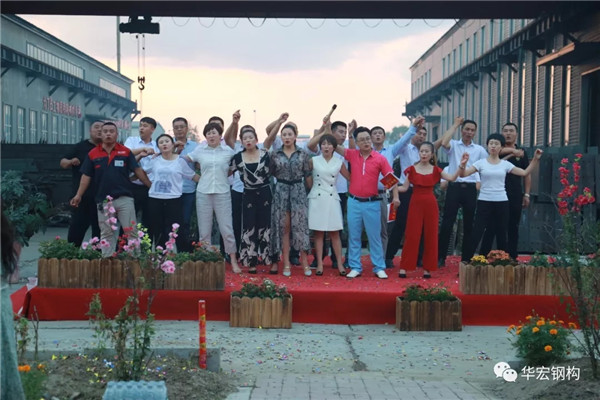 维多利亚老品牌vic(集团)官方网站