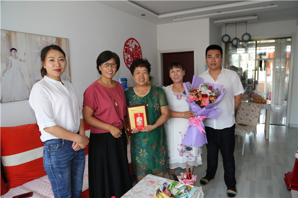 维多利亚老品牌vic(集团)官方网站