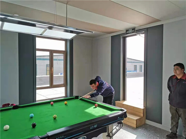 维多利亚老品牌vic(集团)官方网站