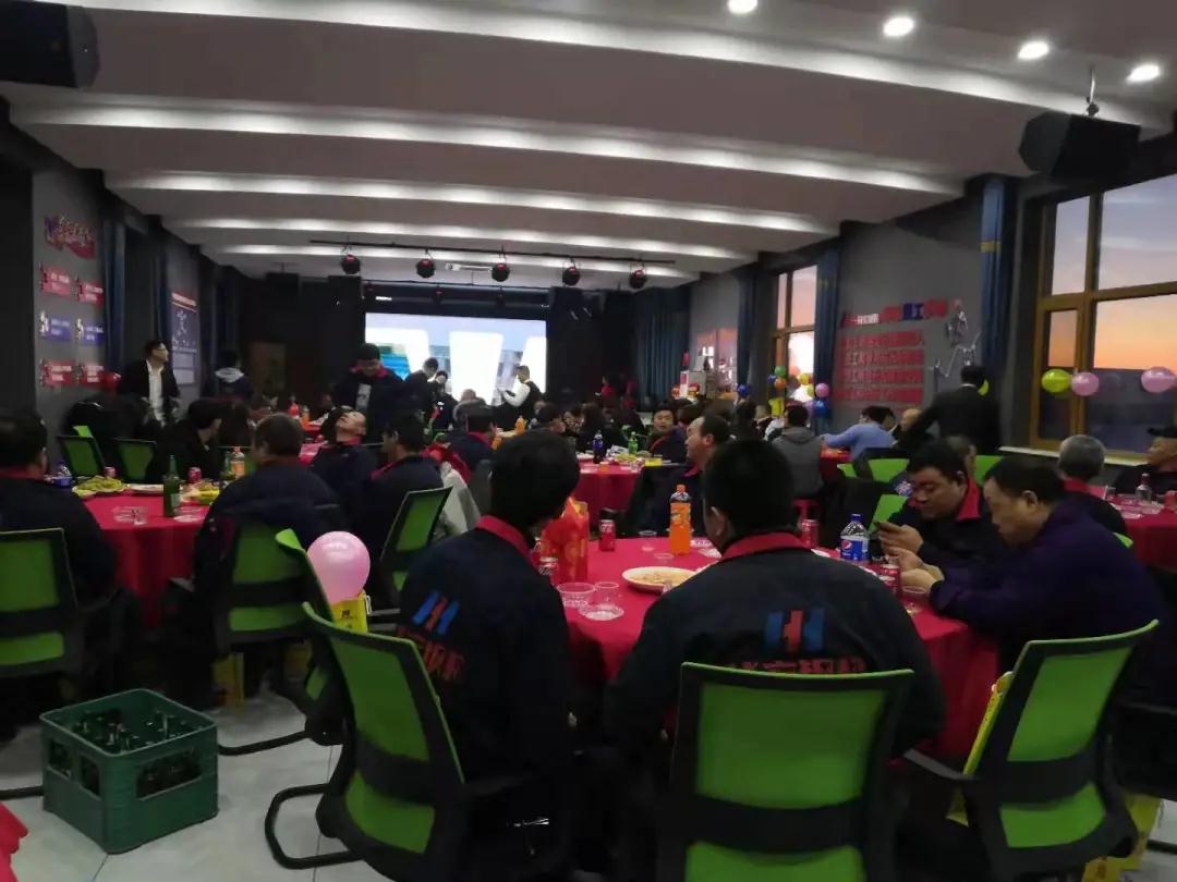 维多利亚老品牌vic(集团)官方网站