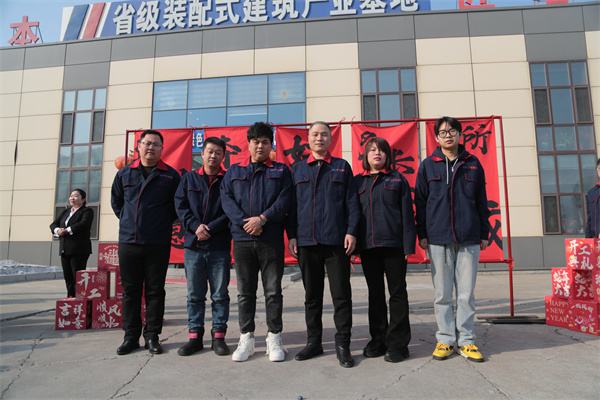 维多利亚老品牌vic(集团)官方网站