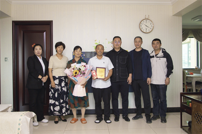 维多利亚老品牌vic(集团)官方网站