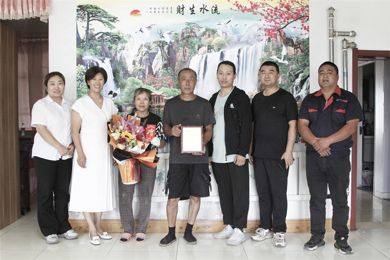 维多利亚老品牌vic(集团)官方网站