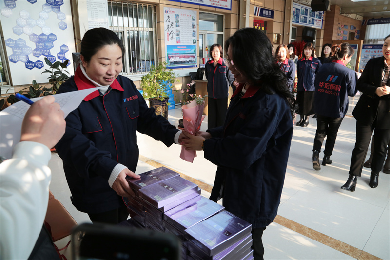 维多利亚老品牌vic(集团)官方网站